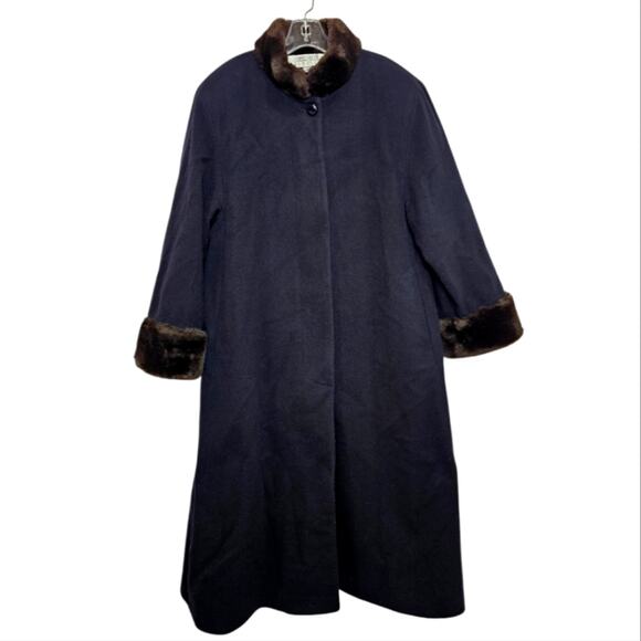 Larry Levine Designs Long Wool Blend Faux Fur Collared Hidden Button Coat Sz 12 - Picture 6 of 10